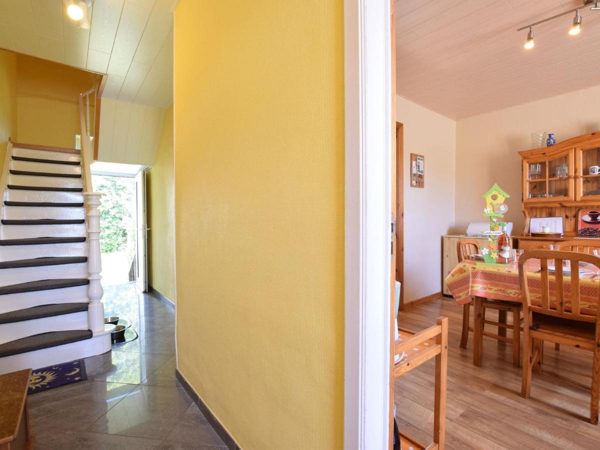 Cozy Holiday Home Near The Forest In Bovigny Gouvy Екстериор снимка